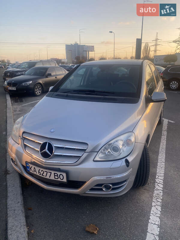 Хэтчбек Mercedes-Benz B-Class 2008 в Киеве фото 2 Хэтчбек Mercedes-Benz B-Class 2008 в Киеве