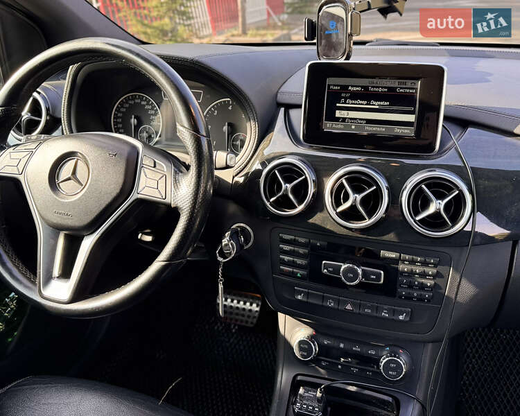 Хетчбек Mercedes-Benz B-Class 2014 в Одесі фото 8 Хетчбек Mercedes-Benz B-Class 2014 в Одесі