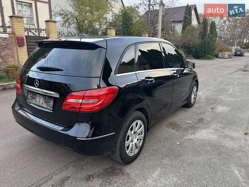 Хэтчбек Mercedes-Benz B-Class 2014 в Киеве фото 10 Хэтчбек Mercedes-Benz B-Class 2014 в Киеве