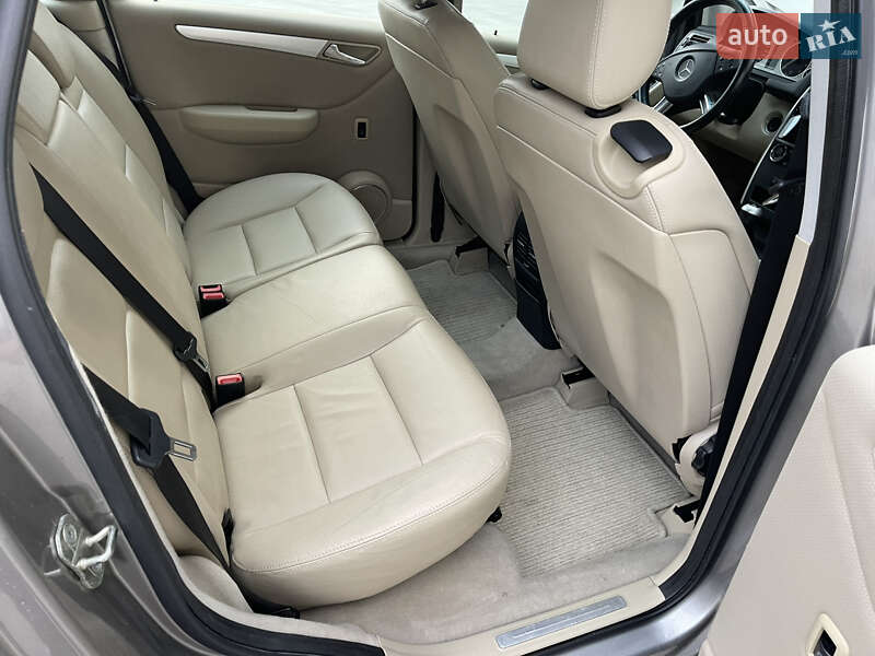 Хетчбек Mercedes-Benz B-Class 2006 в Луцьку фото 26 Хетчбек Mercedes-Benz B-Class 2006 в Луцьку