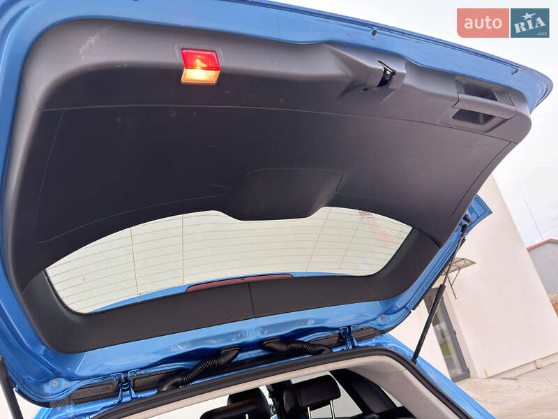 Хэтчбек Mercedes-Benz B-Class 2016 в Луцке фото 25 Хэтчбек Mercedes-Benz B-Class 2016 в Луцке