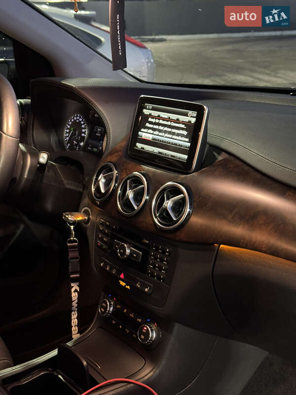 Хэтчбек Mercedes-Benz B-Class 2014 в Броварах