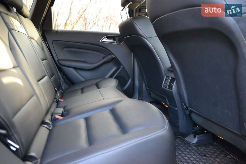 Хетчбек Mercedes-Benz B-Class 2017 в Луцьку фото 23 Хетчбек Mercedes-Benz B-Class 2017 в Луцьку