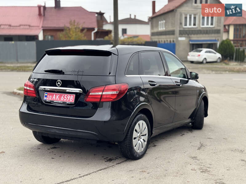 Хэтчбек Mercedes-Benz B-Class 2017 в Каменец-Подольском