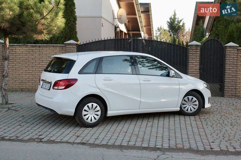 Хэтчбек Mercedes-Benz B-Class 2016 в Виноградове