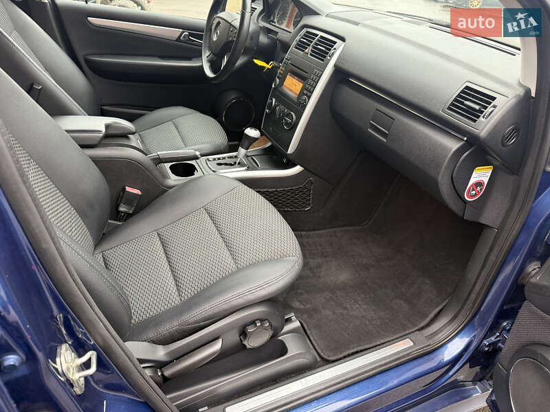 Хэтчбек Mercedes-Benz B-Class 2008 в Калуше