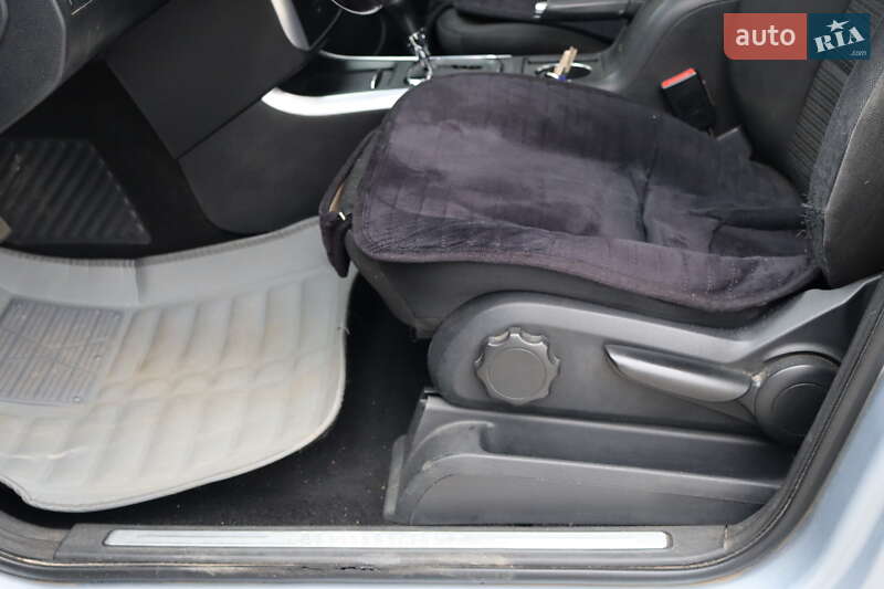 Хетчбек Mercedes-Benz B-Class 2005 в Щасливе фото 12 Хетчбек Mercedes-Benz B-Class 2005 в Щасливе