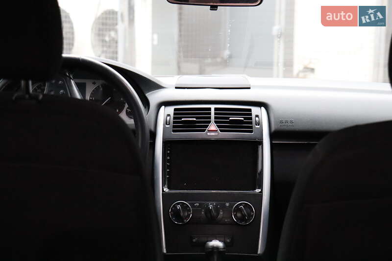 Хетчбек Mercedes-Benz B-Class 2005 в Щасливе фото 21 Хетчбек Mercedes-Benz B-Class 2005 в Щасливе