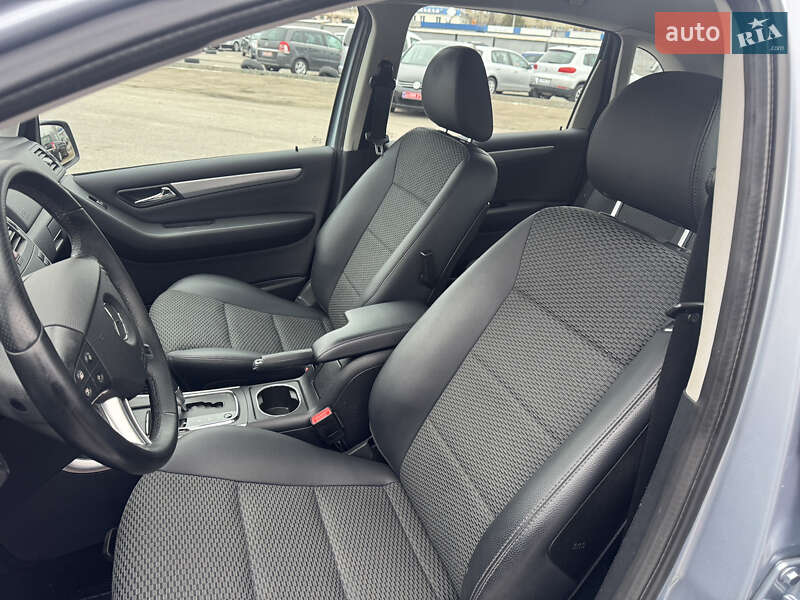 Хэтчбек Mercedes-Benz B-Class 2010 в Белой Церкви фото 38 Хэтчбек Mercedes-Benz B-Class 2010 в Белой Церкви