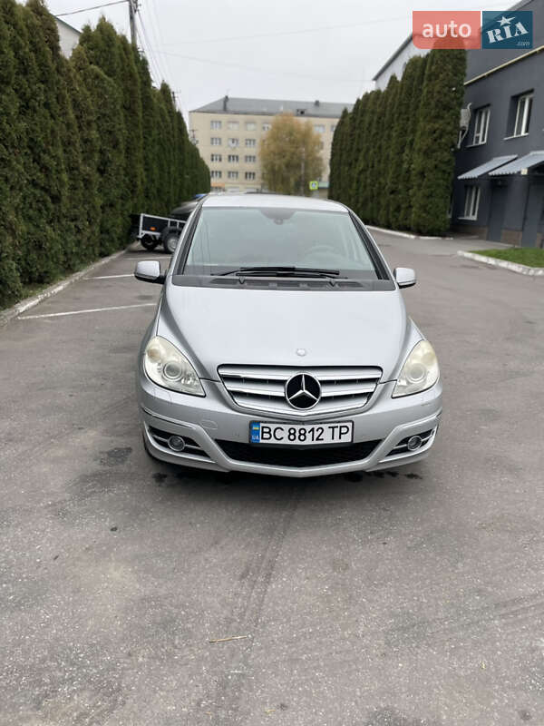 Хетчбек Mercedes-Benz B-Class 2011 в Тернополі фото 2 Хетчбек Mercedes-Benz B-Class 2011 в Тернополі