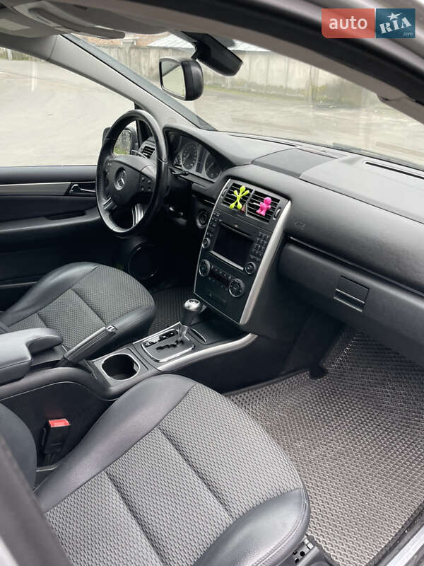 Хетчбек Mercedes-Benz B-Class 2011 в Тернополі фото 8 Хетчбек Mercedes-Benz B-Class 2011 в Тернополі