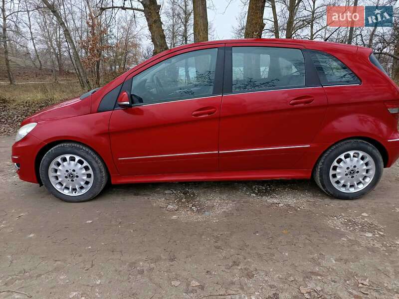 Хэтчбек Mercedes-Benz B-Class 2009 в Киеве