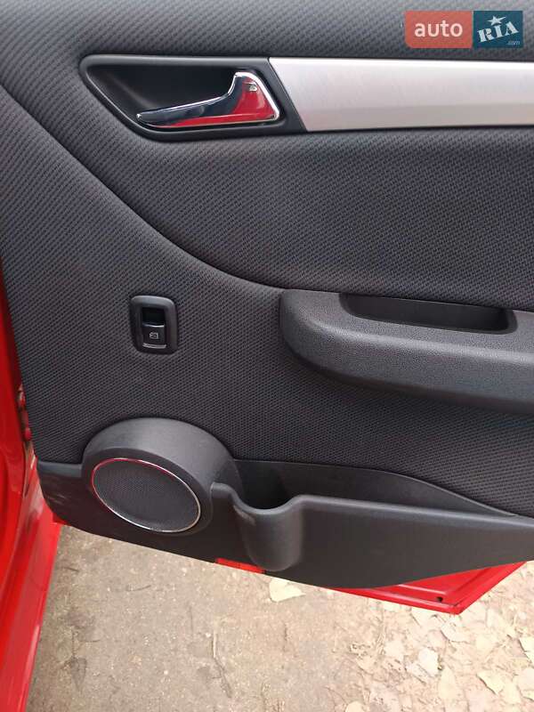 Хэтчбек Mercedes-Benz B-Class 2009 в Киеве