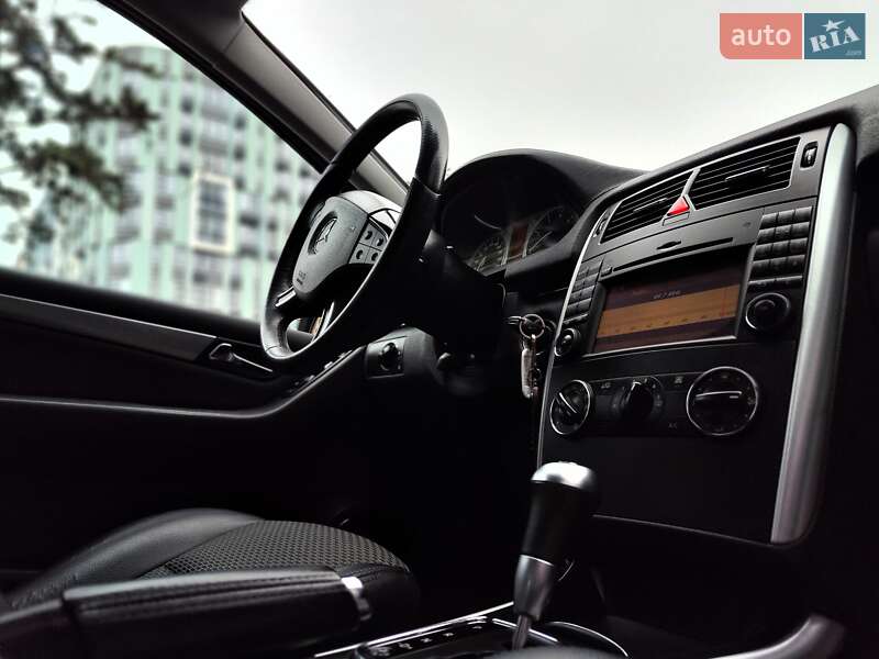 Хэтчбек Mercedes-Benz B-Class 2010 в Киеве фото 52 Хэтчбек Mercedes-Benz B-Class 2010 в Киеве