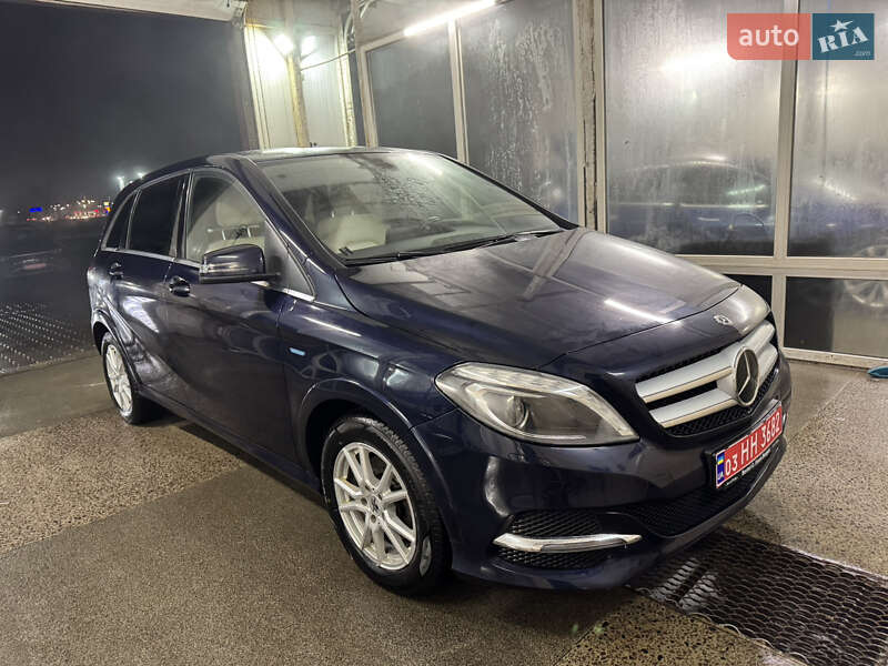 Хетчбек Mercedes-Benz B-Class 2017 в Луцьку