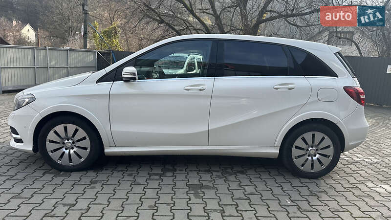 Хэтчбек Mercedes-Benz B-Class 2015 в Черновцах фото 5 Хэтчбек Mercedes-Benz B-Class 2015 в Черновцах