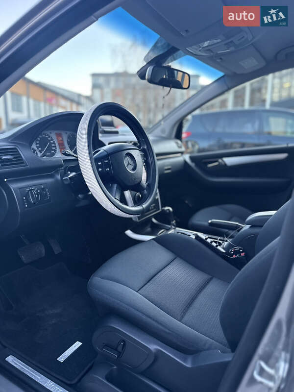 Хэтчбек Mercedes-Benz B-Class 2007 в Коломые фото 10 Хэтчбек Mercedes-Benz B-Class 2007 в Коломые