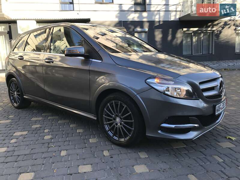 Хетчбек Mercedes-Benz B-Class 2015 в Тернополі
