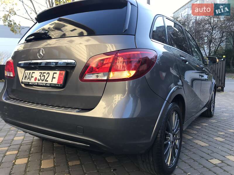 Хетчбек Mercedes-Benz B-Class 2015 в Тернополі