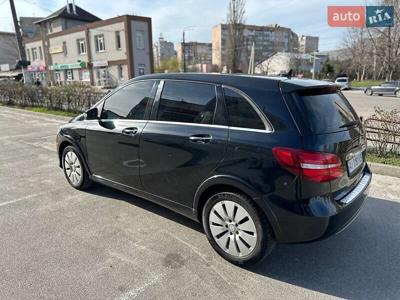 Хетчбек Mercedes-Benz B-Class 2015 в Києві