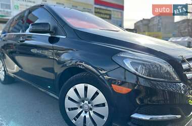 Хэтчбек Mercedes-Benz B-Class 2015 в Киеве