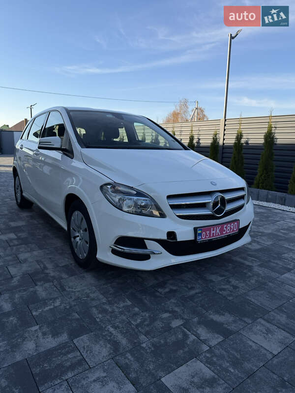 Mercedes-Benz B-Class 2015