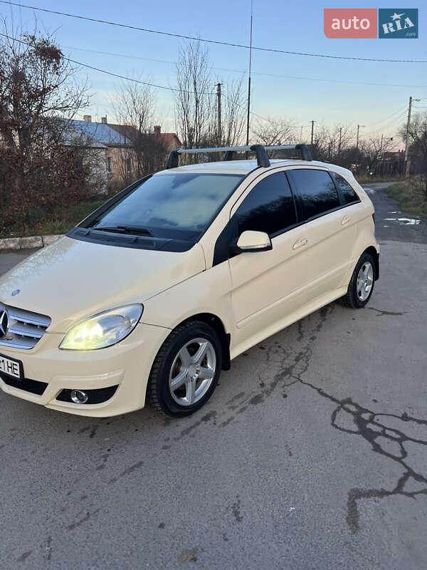 Mercedes-Benz B-Class 2010 Mercedes-Benz B-Class 2010