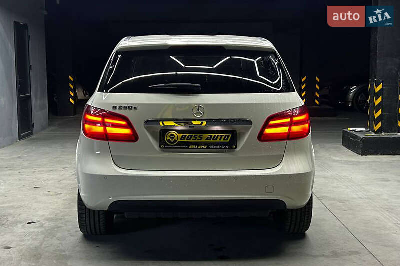 Хэтчбек Mercedes-Benz B-Class 2016 в Черновцах фото 5 Хэтчбек Mercedes-Benz B-Class 2016 в Черновцах