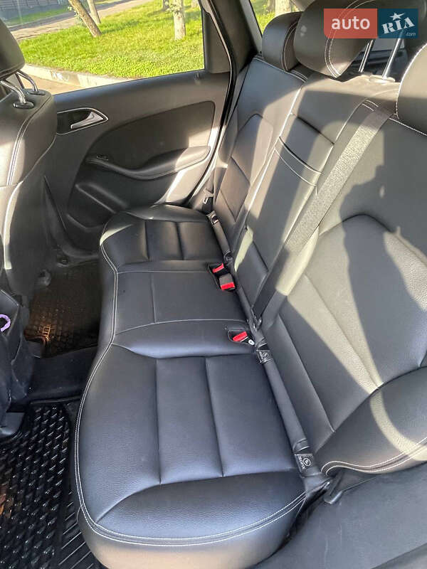 Хетчбек Mercedes-Benz B-Class 2016 в Житомирі фото 9 Хетчбек Mercedes-Benz B-Class 2016 в Житомирі