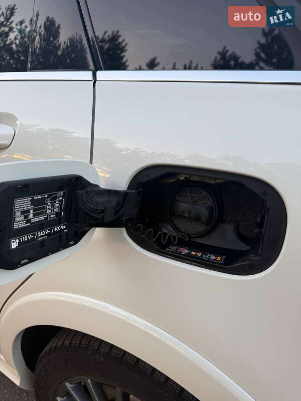 Хэтчбек Mercedes-Benz B-Class 2015 в Золочеве фото 15 Хэтчбек Mercedes-Benz B-Class 2015 в Золочеве