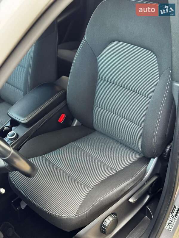 Хетчбек Mercedes-Benz B-Class 2016 в Дрогобичі