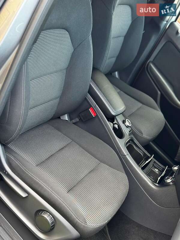 Хетчбек Mercedes-Benz B-Class 2016 в Дрогобичі