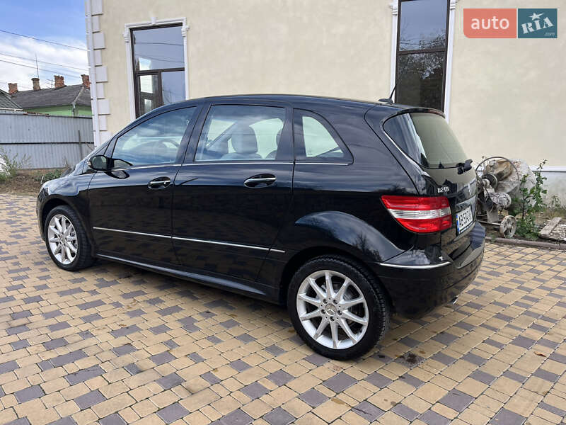 Хетчбек Mercedes-Benz B-Class 2005 в Могилів-Подільському фото 16 Хетчбек Mercedes-Benz B-Class 2005 в Могилів-Подільському