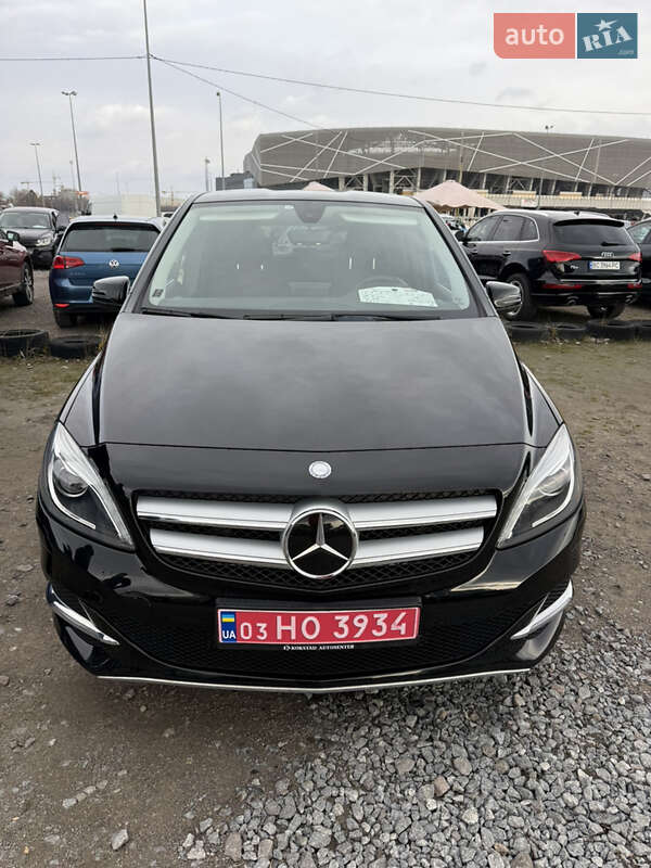 Mercedes-Benz B-Class 2016 Mercedes-Benz B-Class 2016