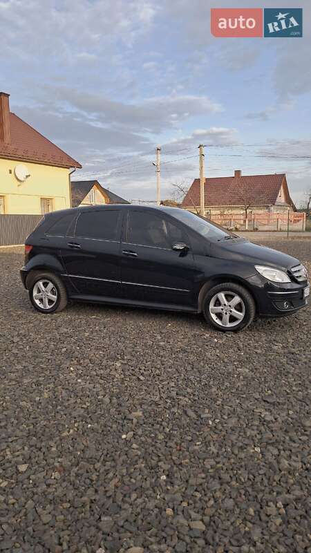 Хэтчбек Mercedes-Benz B-Class 2005 в Нововолынске фото 8 Хэтчбек Mercedes-Benz B-Class 2005 в Нововолынске