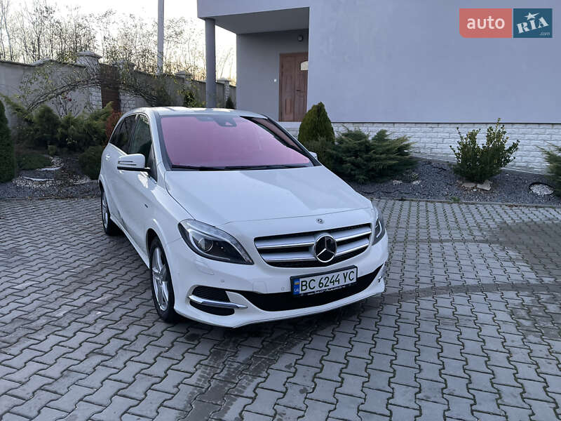 Хэтчбек Mercedes-Benz B-Class 2017 в Дрогобыче фото 20 Хэтчбек Mercedes-Benz B-Class 2017 в Дрогобыче
