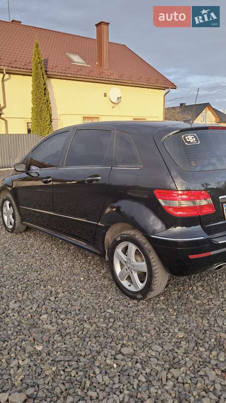 Хэтчбек Mercedes-Benz B-Class 2005 в Нововолынске