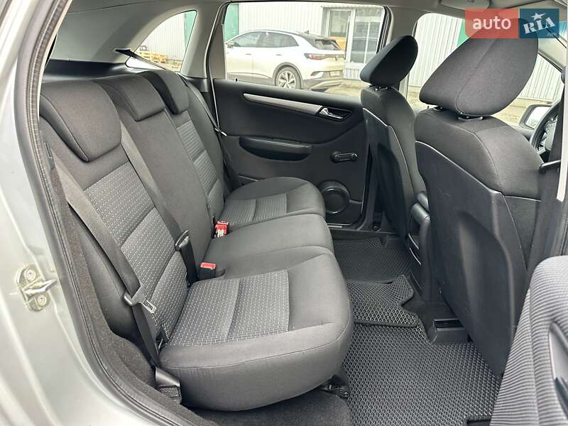 Хэтчбек Mercedes-Benz B-Class 2008 в Киеве