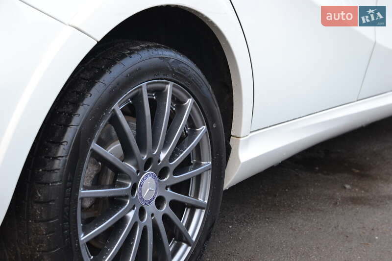 Хэтчбек Mercedes-Benz B-Class 2015 в Луцке