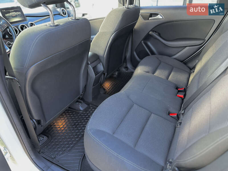 Хетчбек Mercedes-Benz B-Class 2016 в Львові