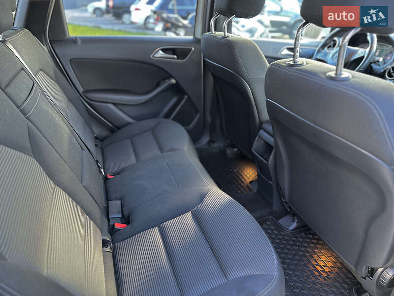 Хетчбек Mercedes-Benz B-Class 2016 в Львові