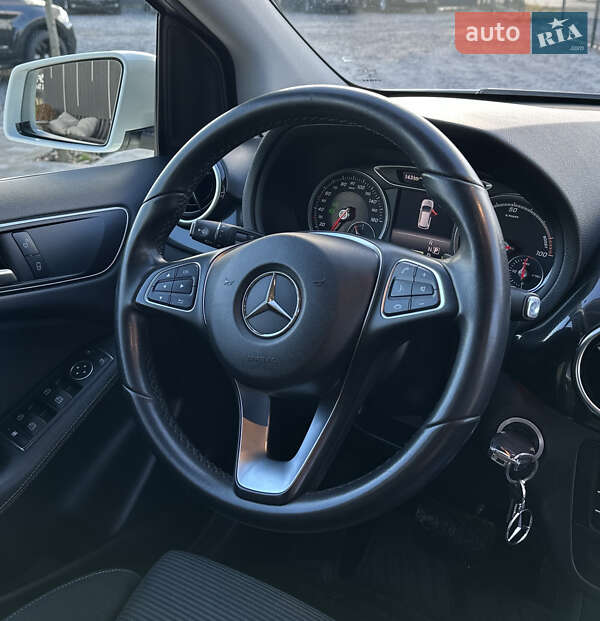 Хетчбек Mercedes-Benz B-Class 2016 в Львові