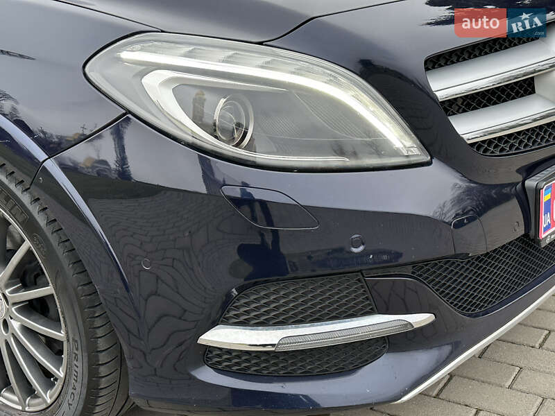 Хэтчбек Mercedes-Benz B-Class 2016 в Дрогобыче
