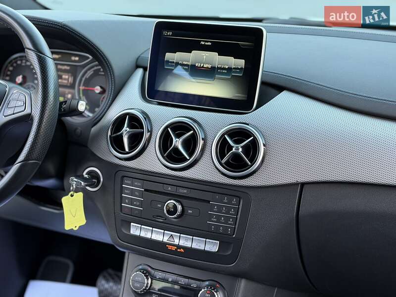 Хэтчбек Mercedes-Benz B-Class 2016 в Трускавце