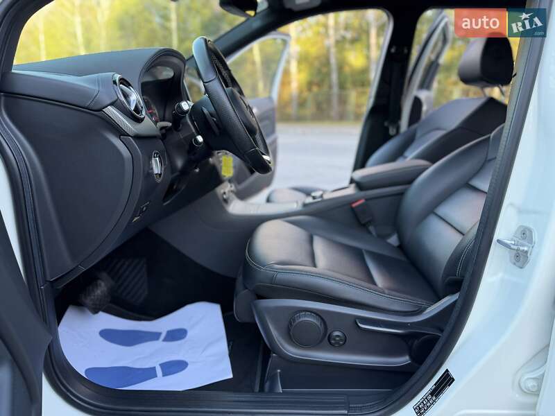 Хэтчбек Mercedes-Benz B-Class 2016 в Трускавце