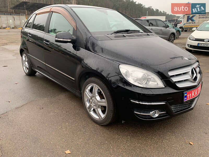 Хэтчбек Mercedes-Benz B-Class 2010 в Киеве