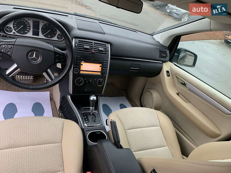 Хэтчбек Mercedes-Benz B-Class 2010 в Киеве