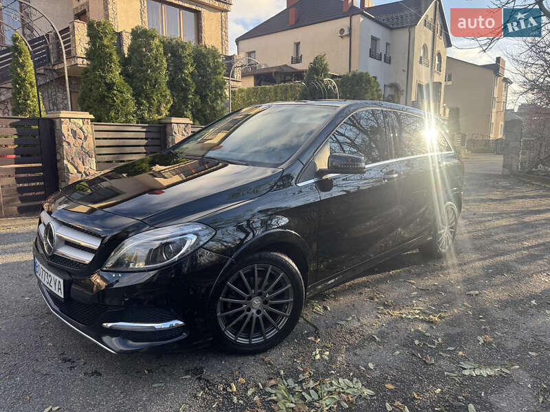 Хетчбек Mercedes-Benz B-Class 2017 в Тернополі