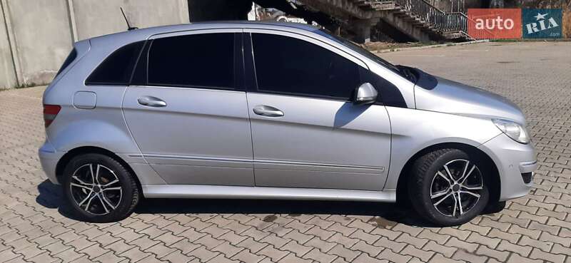 Хэтчбек Mercedes-Benz B-Class 2008 в Дрогобыче