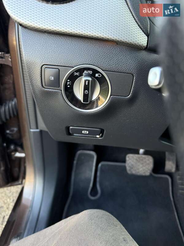 Хетчбек Mercedes-Benz B-Class 2018 в Дніпрі фото 4 Хетчбек Mercedes-Benz B-Class 2018 в Дніпрі